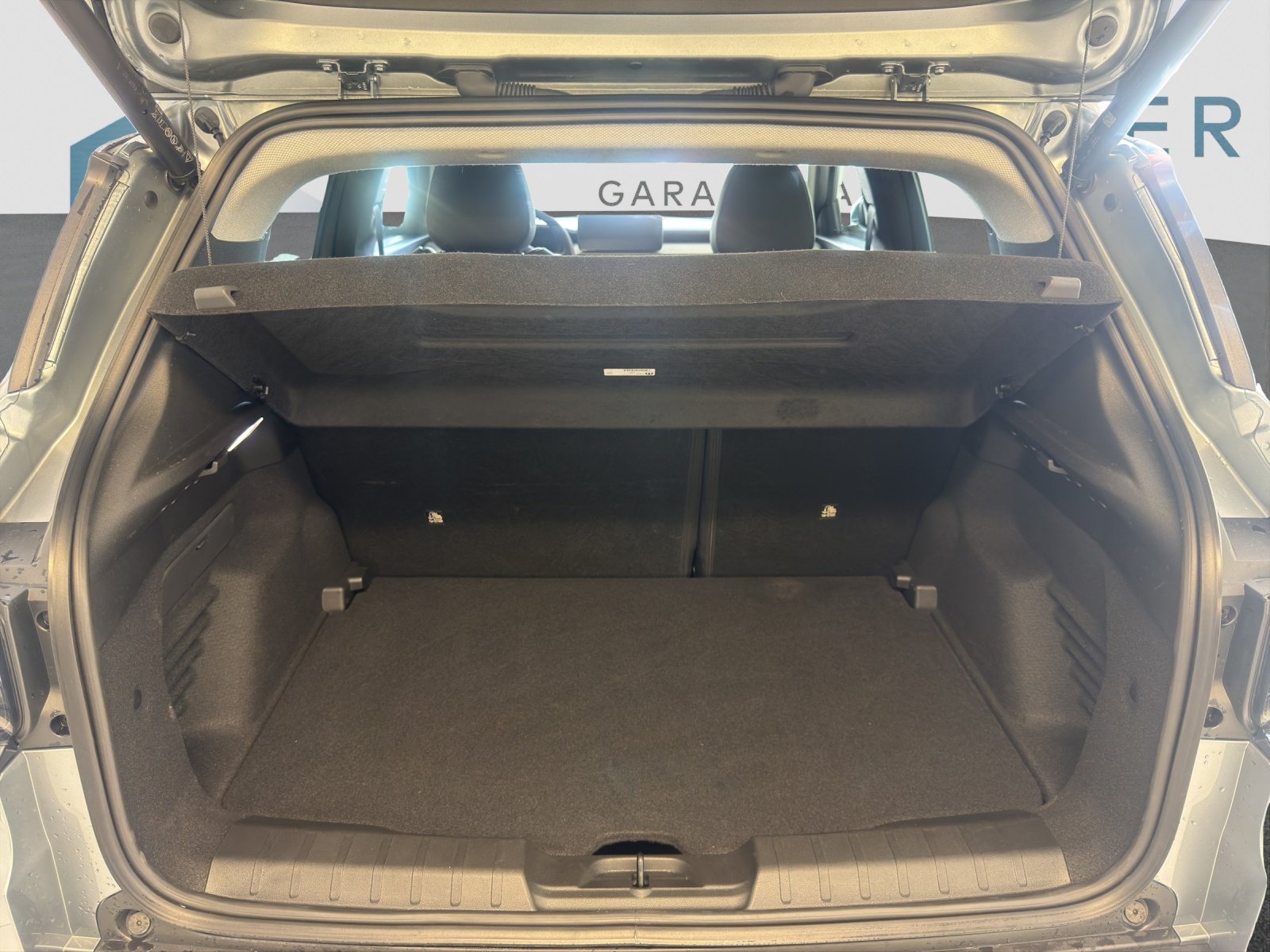 JEEP AVENGER 1.2 MHEV Summit, Mild-Hybrid Benzin/Elektro, Occasion / Gebraucht, Automatik - 7