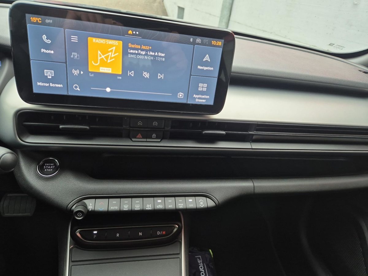 JEEP Avenger 1.2 MHEV Overland 4xe, Mild-Hybrid Petrol/Electric, New car, Automatic - 5