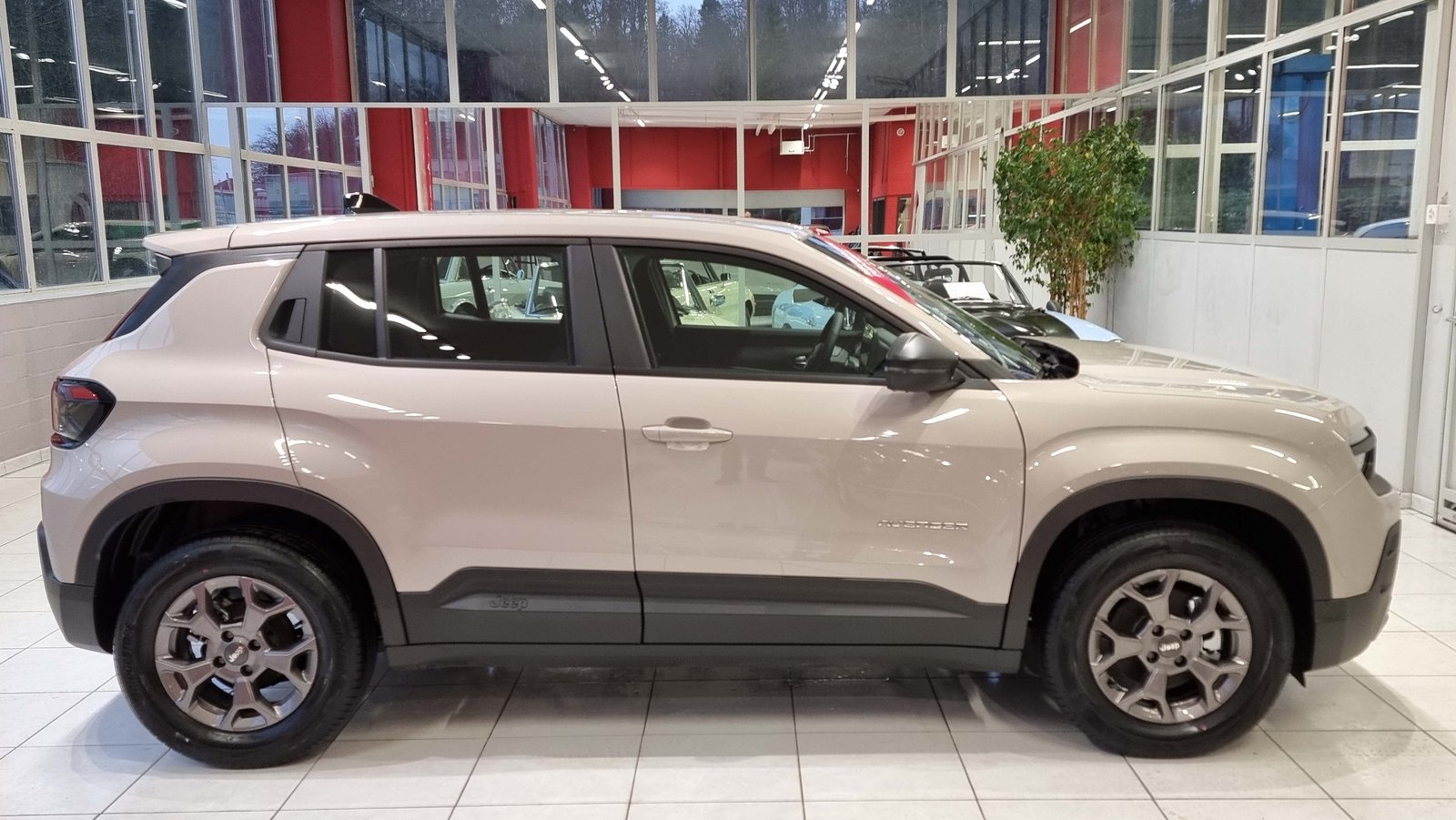 JEEP Avenger Longitude 1.2 Benzin, Benzin, Neuwagen, Handschaltung - 6