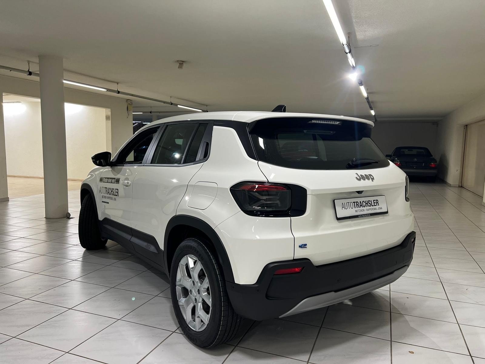 JEEP Avenger 54kWh Altitude, Elettrica, Auto dimostrativa, Automatico - 3