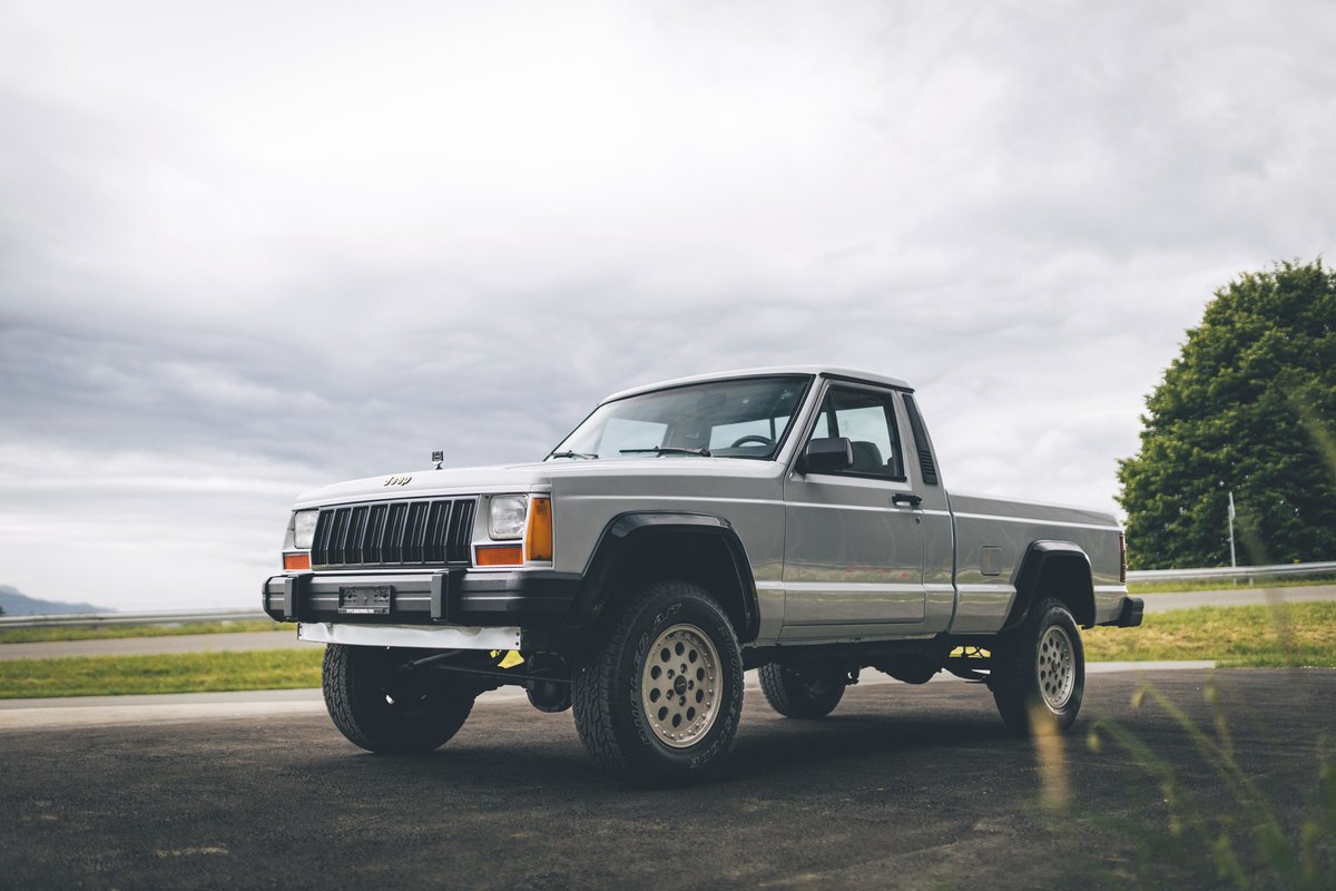 JEEP Comanche MJ, Petrol, Second hand / Used, Automatic - 5