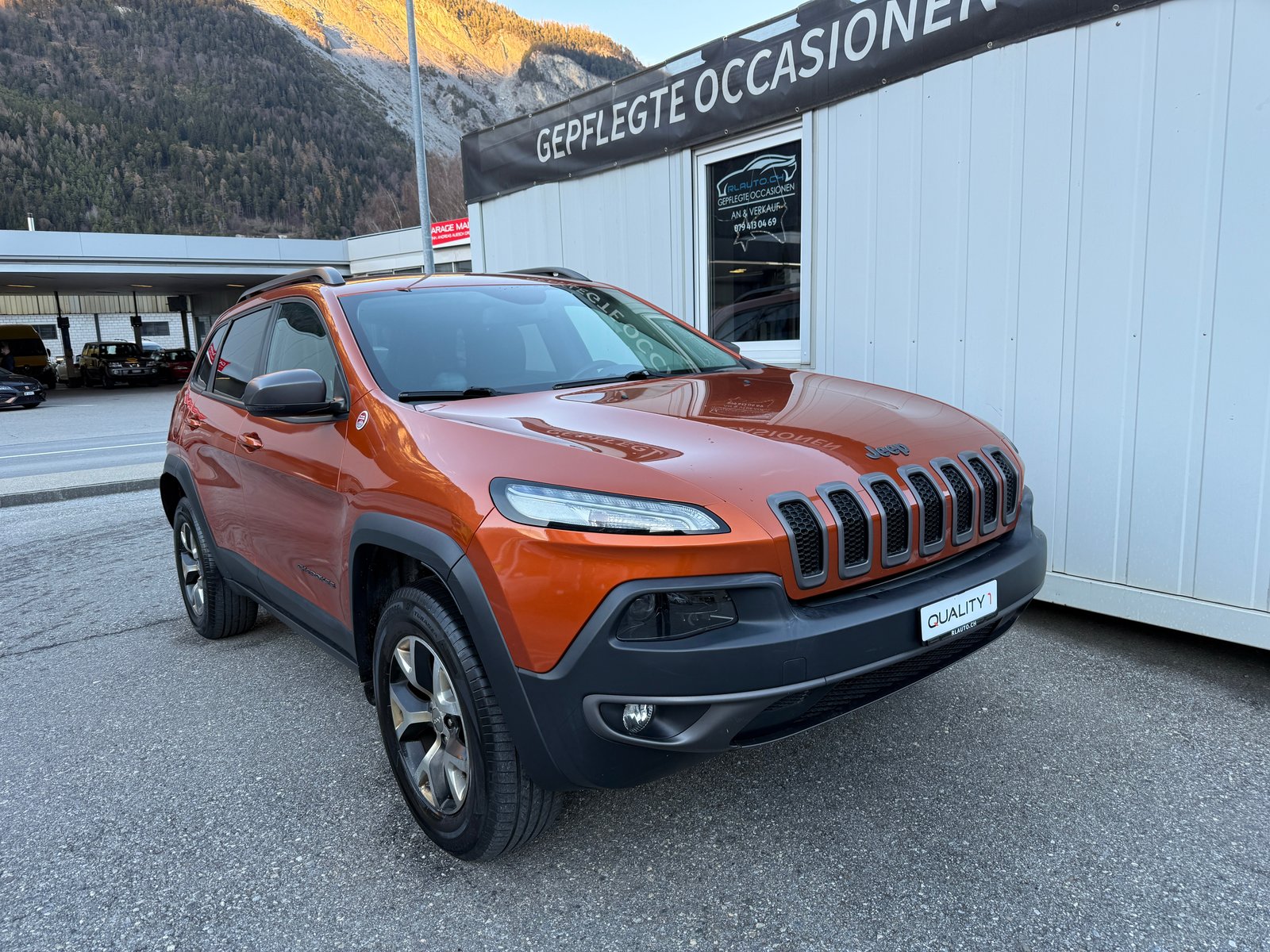 JEEP Cherokee 3.2 Trailhawk AWD 9ATX, Essence, Occasion / Utilisé, Automatique - 3