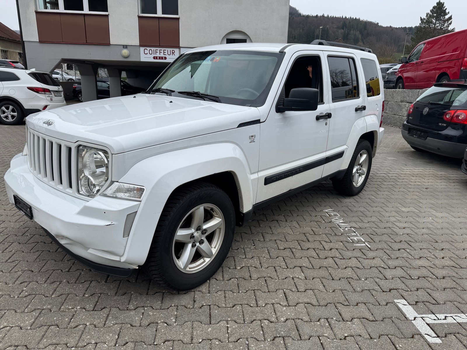 JEEP Cherokee 2.8 CRD Sport, Diesel, Occasion / Gebraucht, Handschaltung - 2