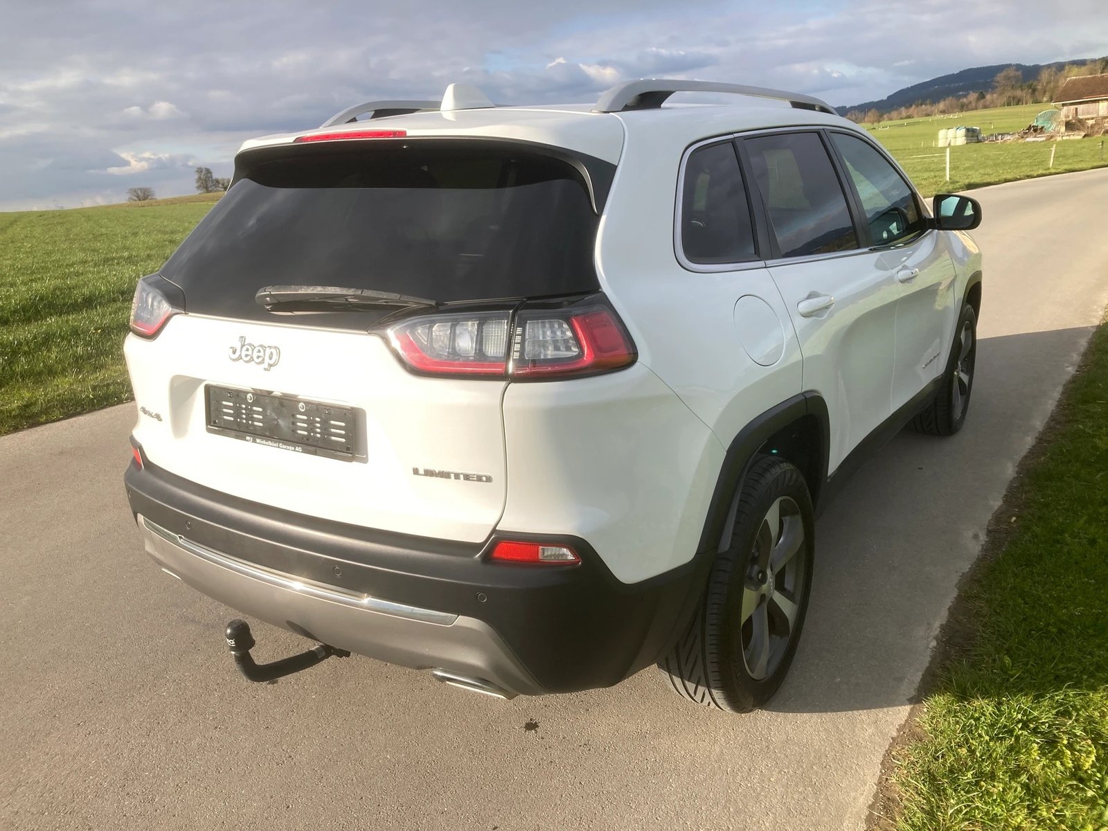 JEEP Cherokee 2.0 Limited AWD Drive I 9ATX mit Anhängerkupp, Petrol, Second hand / Used, Automatic - 3