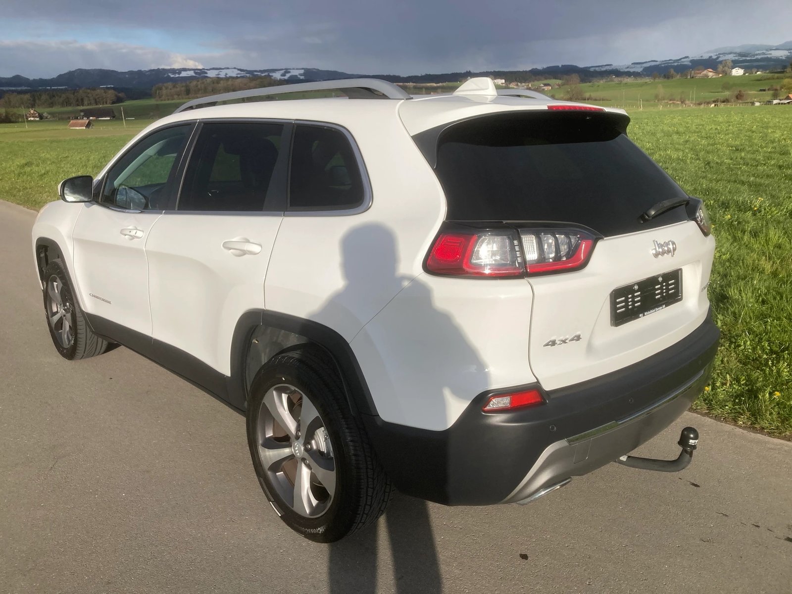 JEEP Cherokee 2.0 Limited AWD Drive I 9ATX mit Anhängerkupp, Petrol, Second hand / Used, Automatic - 4