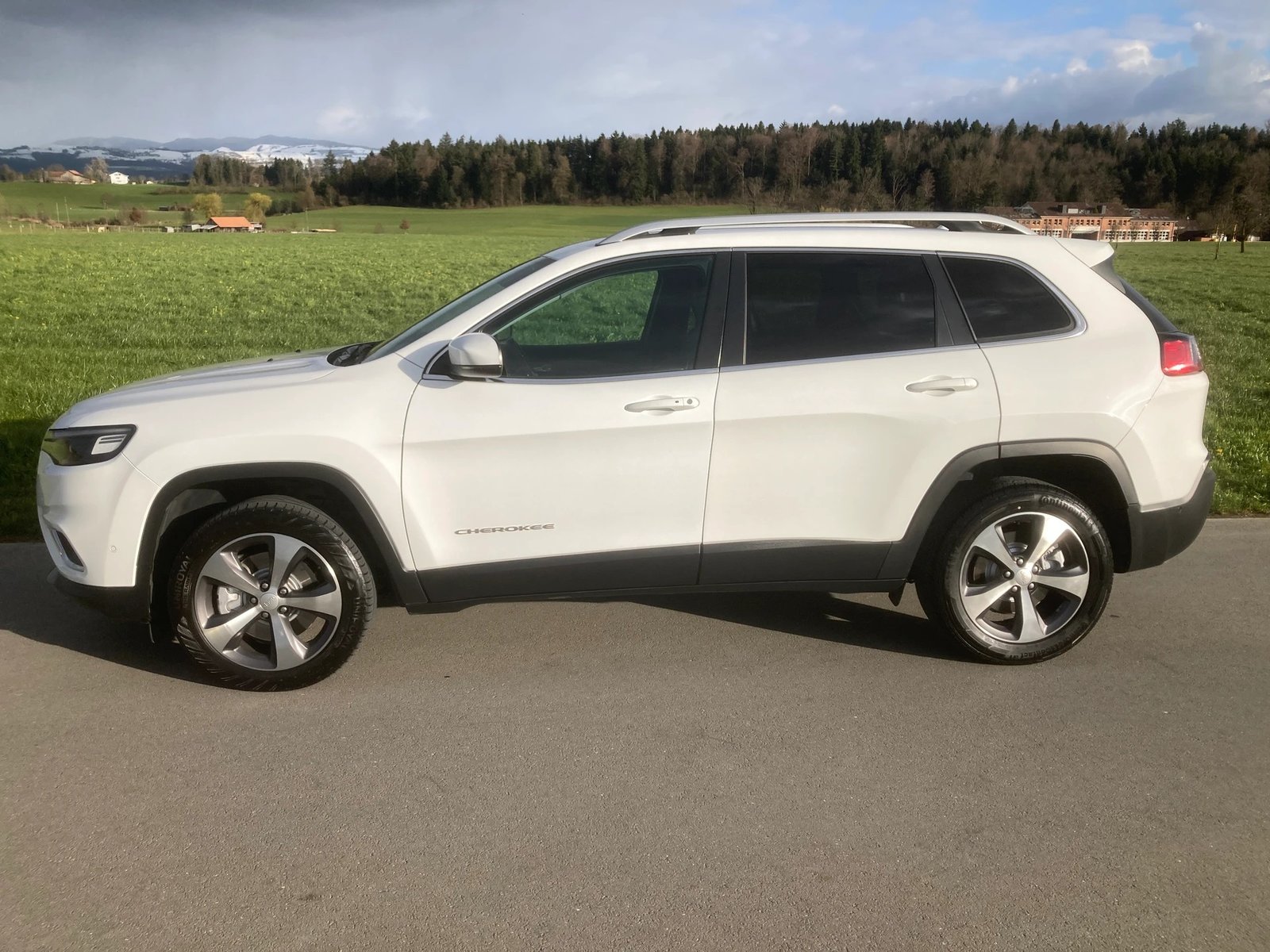 JEEP Cherokee 2.0 Limited AWD Drive I 9ATX mit Anhängerkupp, Petrol, Second hand / Used, Automatic - 5
