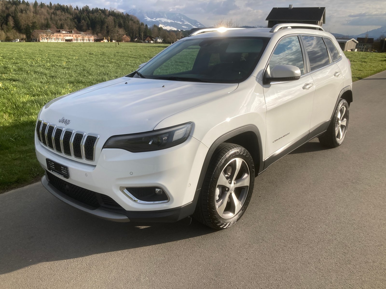 JEEP Cherokee 2.0 Overland AWD Drive I 9ATX mit Anhängerkup