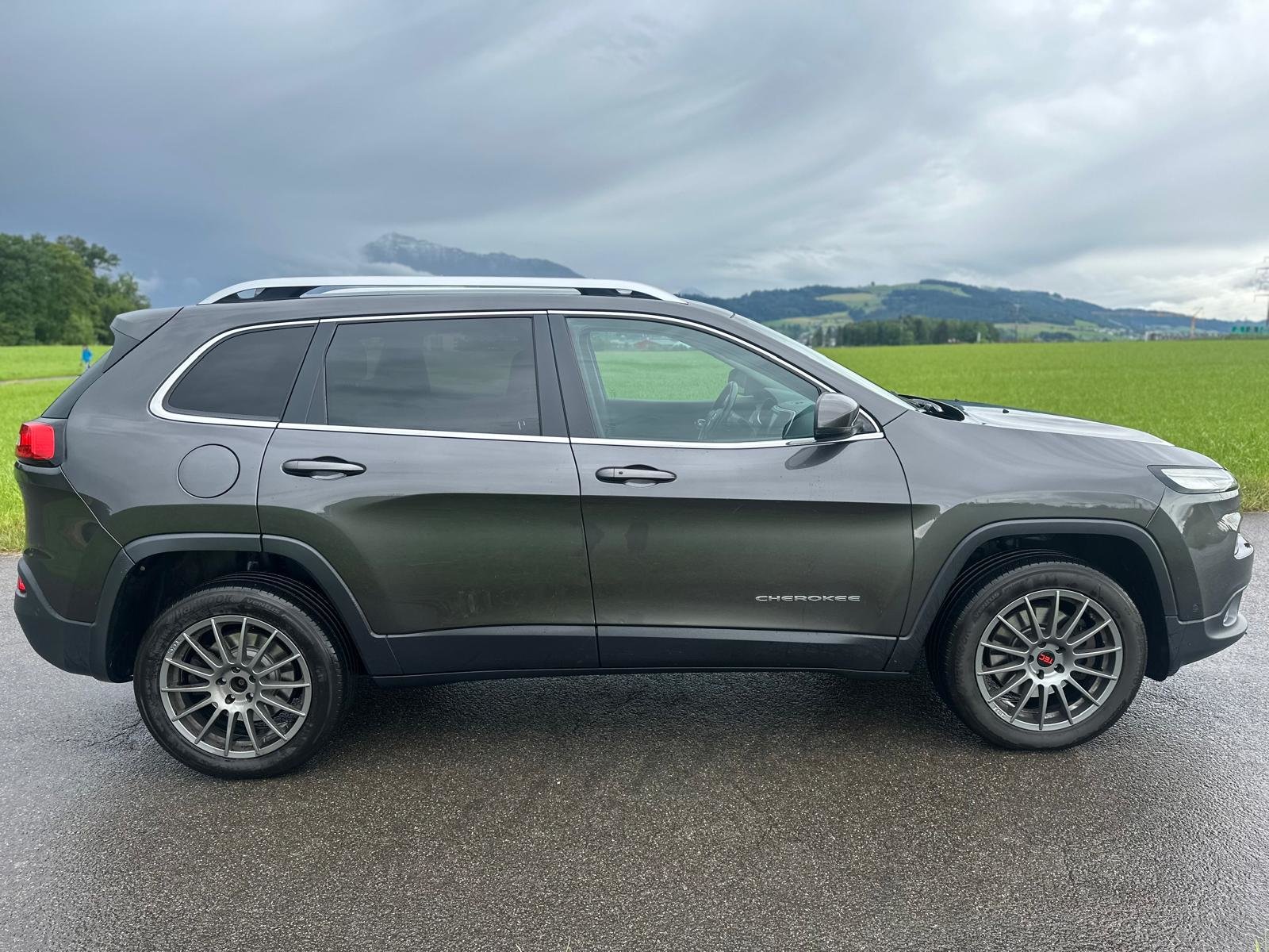 JEEP CHEROKEE 3.2 Trailhawk AWD 9ATX, Benzin, Occasion / Gebraucht, Automatik - 5