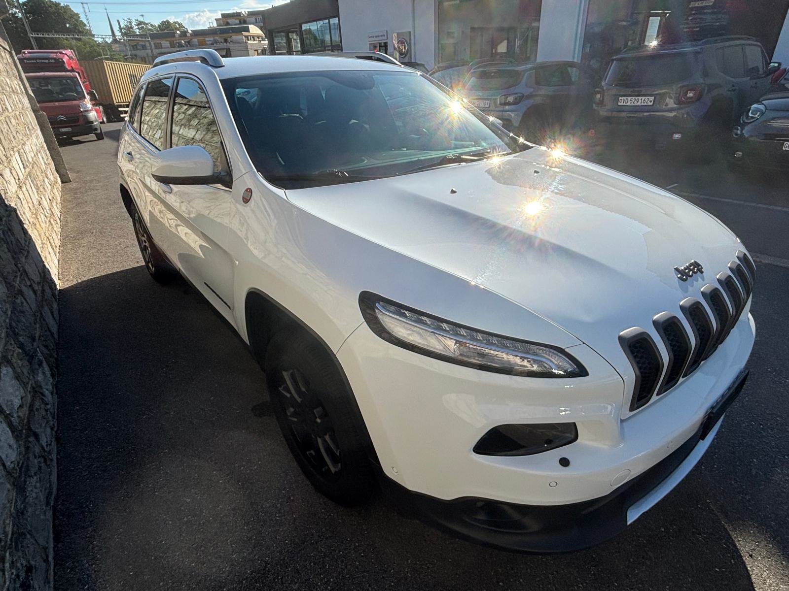 JEEP Cherokee 2.2TD Longitude Sw- Black Ed. AWD 9ATX, Diesel, Occasion / Utilisé, Automatique - 3