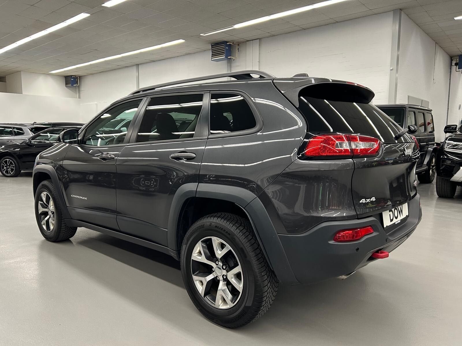 JEEP Cherokee 2.4 Trailhawk AWD, Essence, Occasion / Utilisé, Automatique - 6