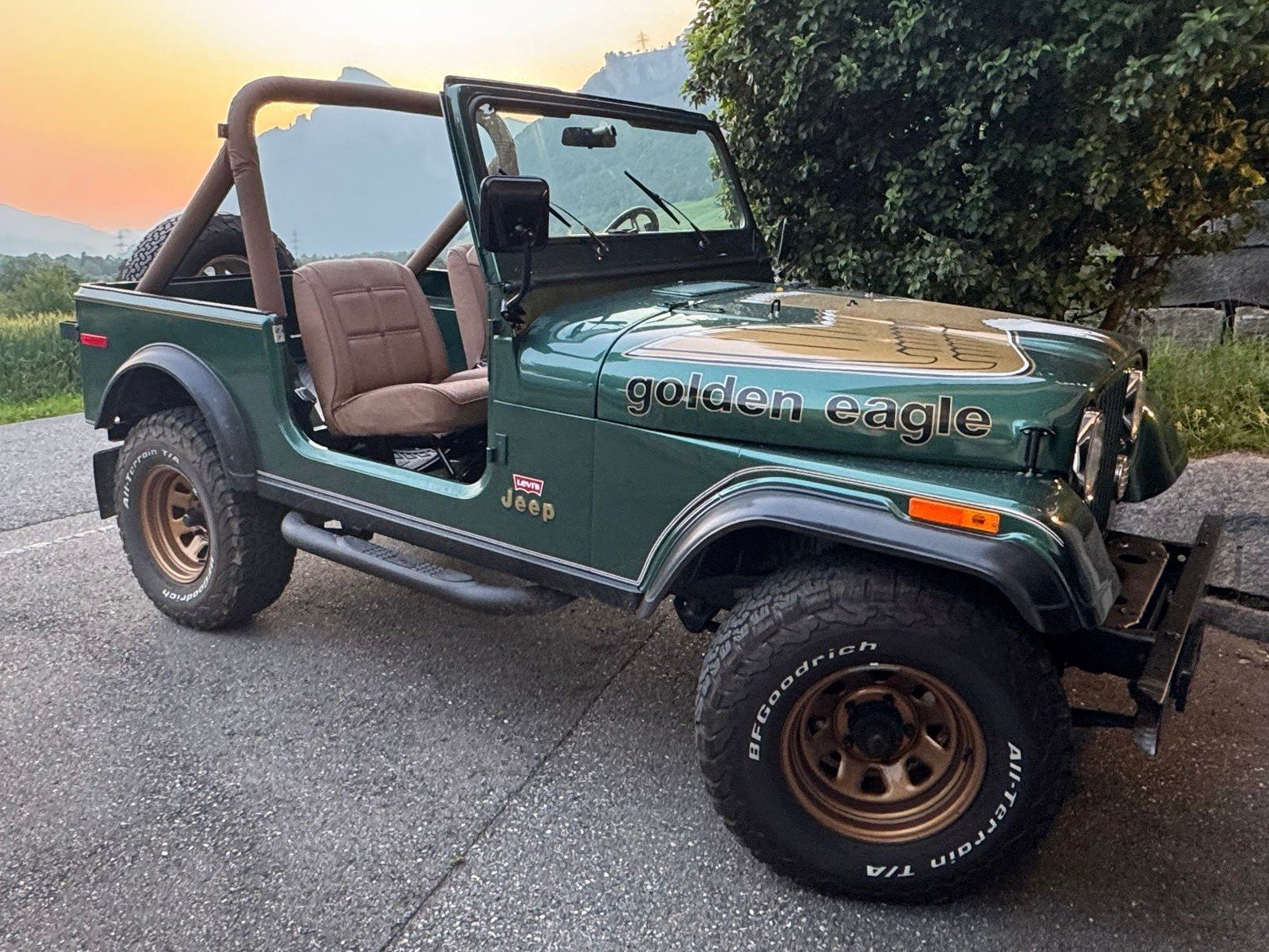 JEEP CJ 7 V8 golden eagle Veteranenfahrzeug