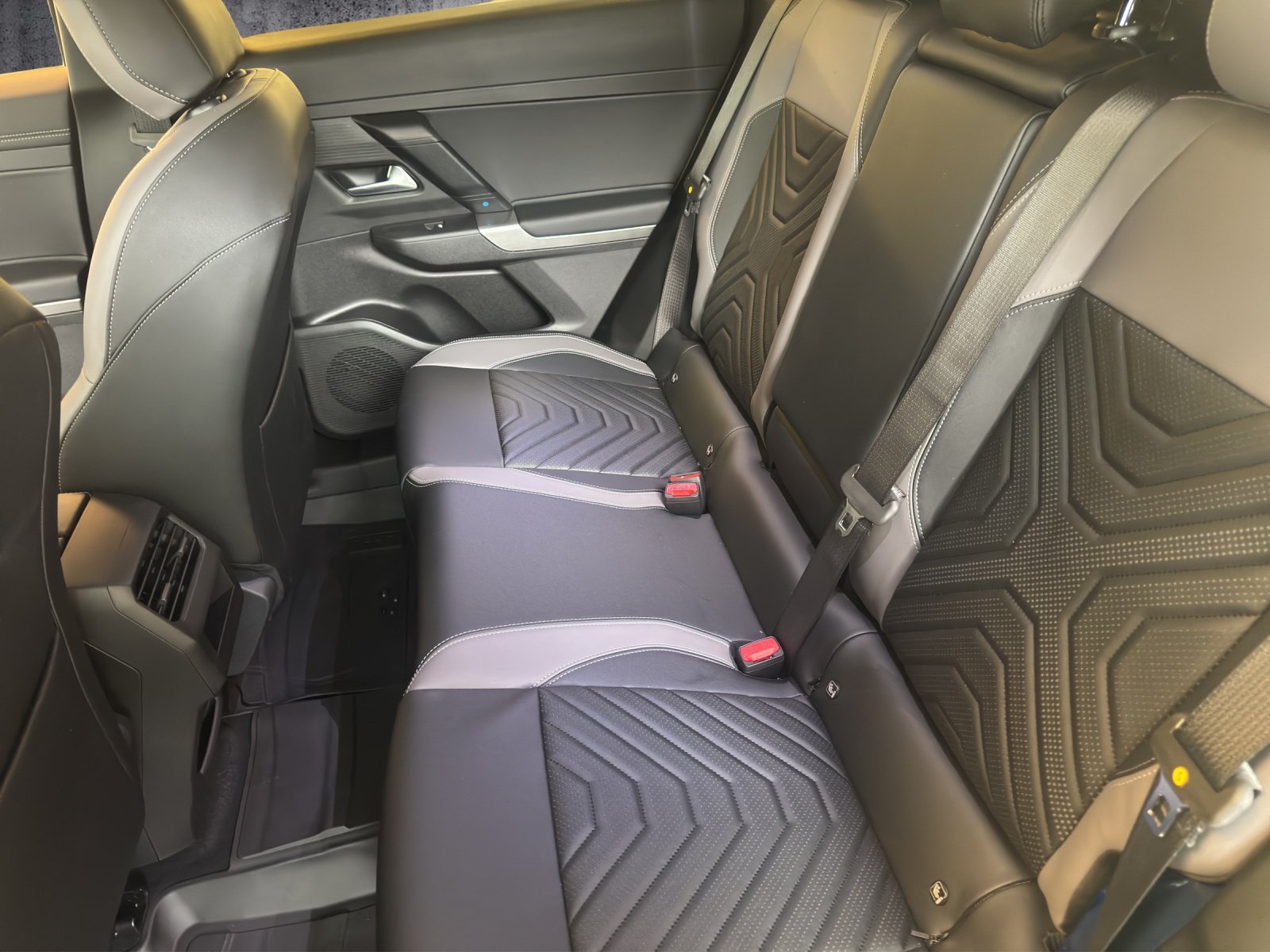 JEEP Compass 1.2 T e-Hybrid First Edition, Mild-Hybrid Benzin/Elektro, Neuwagen, Automatik - 7