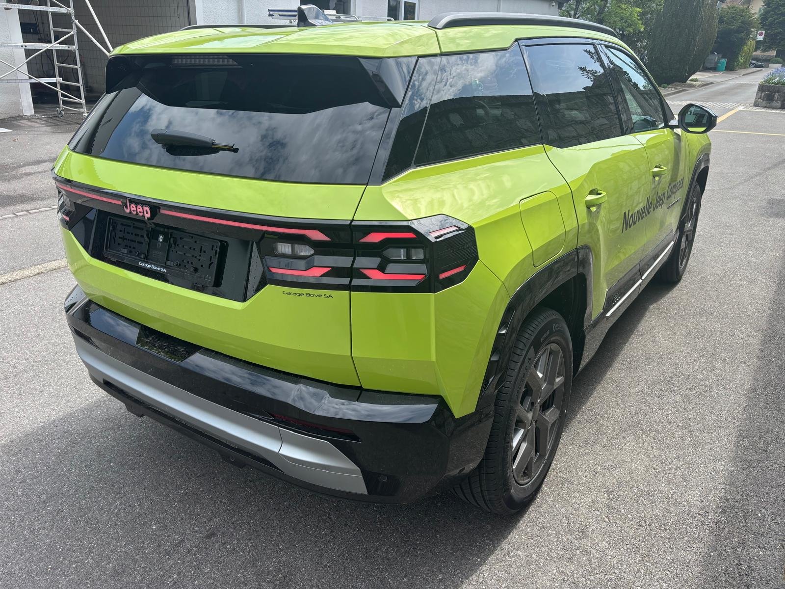 JEEP Compass 1.2 T e-Hybrid First Edition, Petrol, New car, Automatic - 3