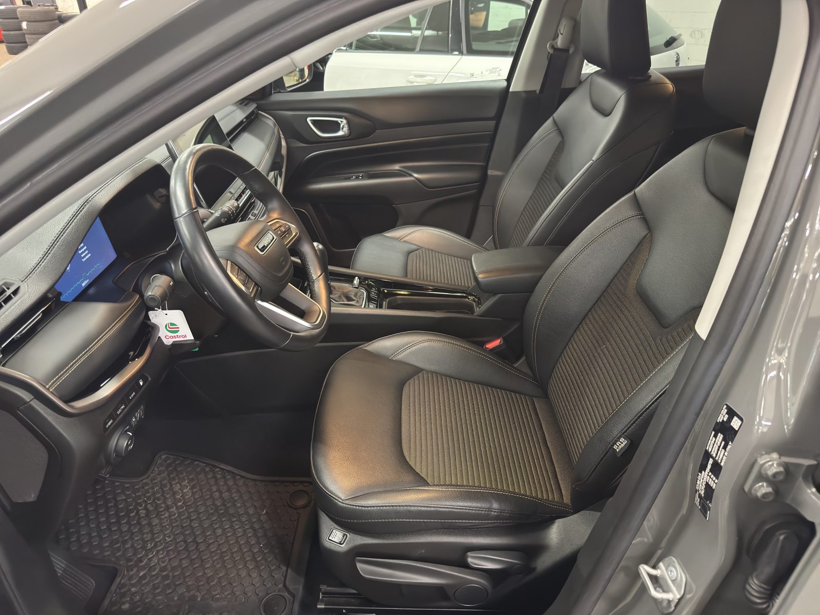 JEEP Compass 1.3PHEV Outdo AWD, Petrol, Second hand / Used, Automatic - 6