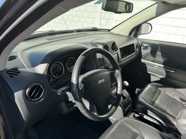 JEEP Compass 2.4 Limited, Petrol, Second hand / Used, Automatic - 6