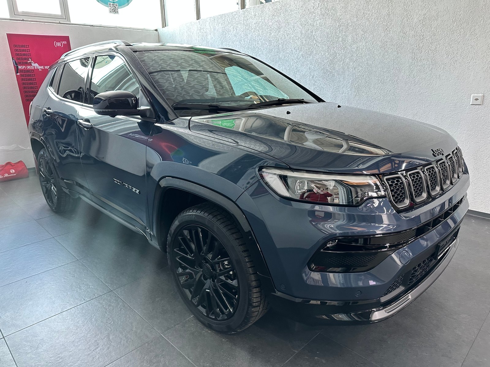 JEEP Compass 4x2 1.5 T MHEV Limited, Hybride Léger Essence/Électricité, Occasion / Utilisé, Automatique - 4