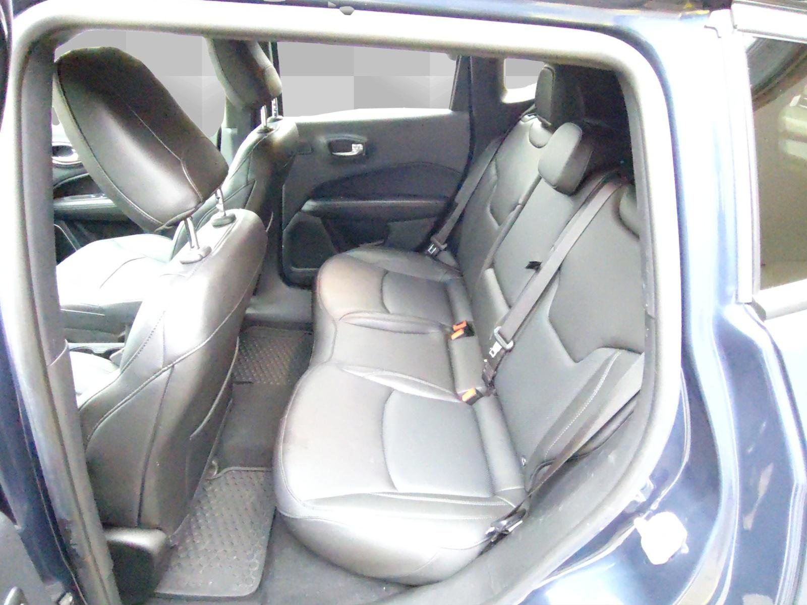 JEEP Compass 1.3 First Edition 4xe, Plug-in-Hybrid Benzin/Elektro, Occasion / Gebraucht, Automatik - 7