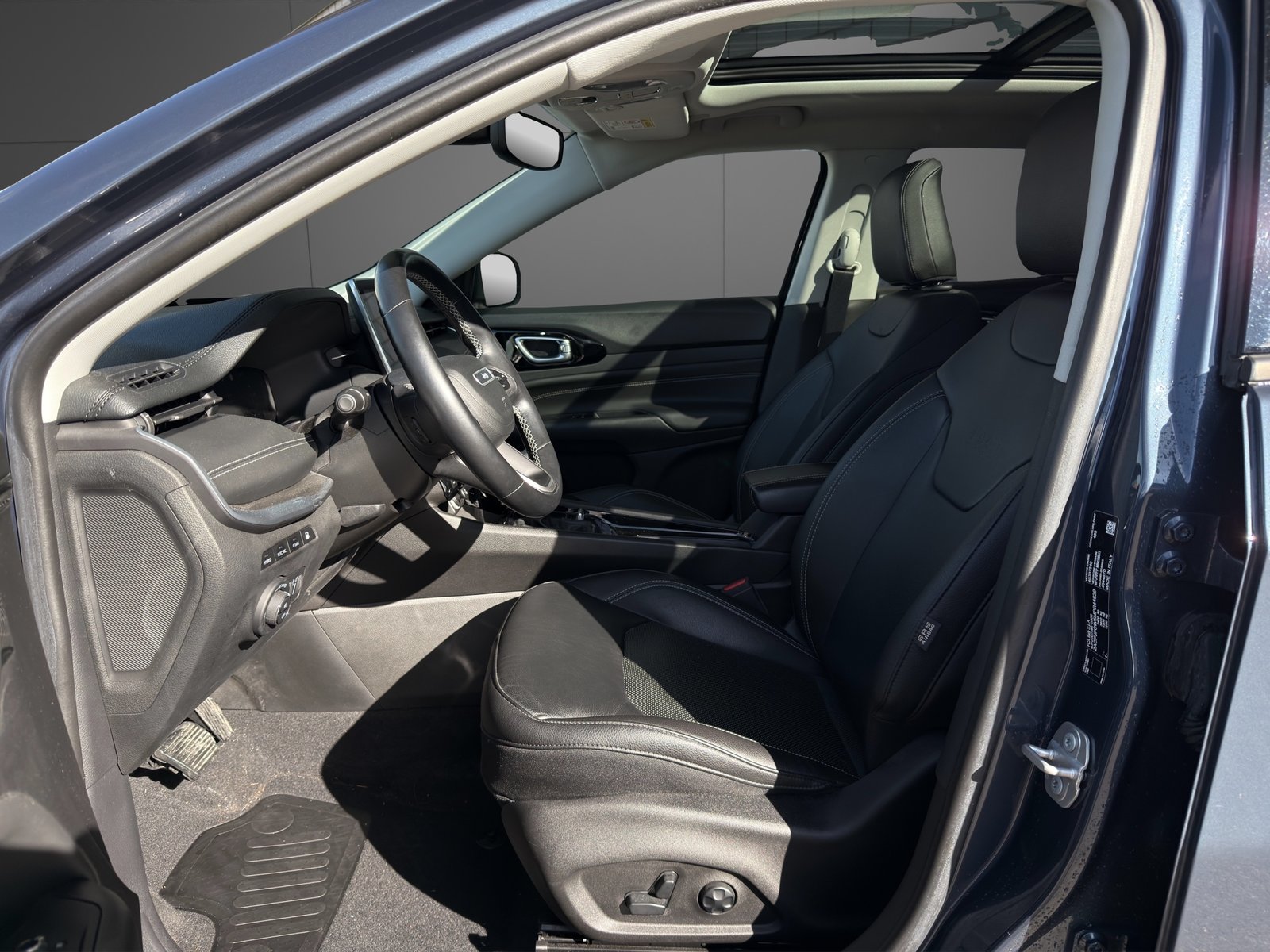 JEEP Compass 1.3 T PHEV Limited AWD, Plug-in-Hybrid Benzin/Elektro, Occasion / Gebraucht, Automatik - 6