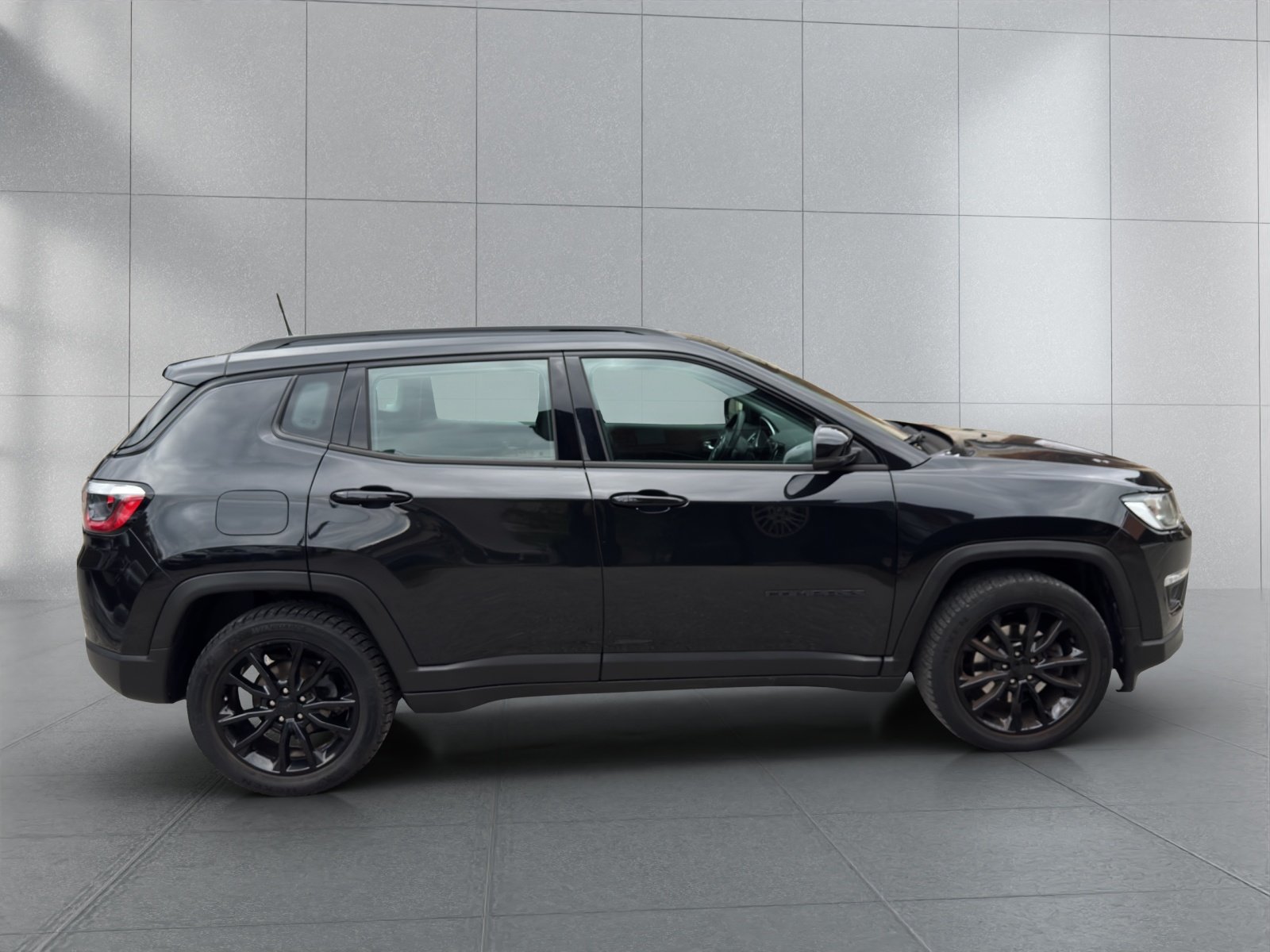 JEEP Compass 4x2 1.3 Turbo Night Eagle, Essence, Occasion / Utilisé, Manuelle - 6