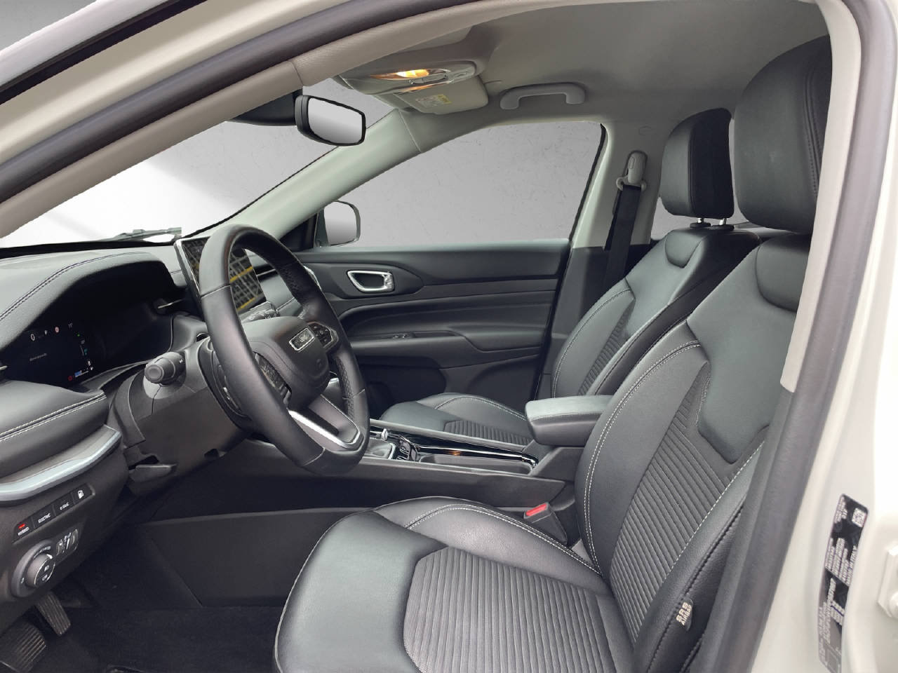JEEP Compass 1.3 Swiss Limited 4xe, Plug-in-Hybrid Benzin/Elektro, Occasion / Gebraucht, Automatik - 6