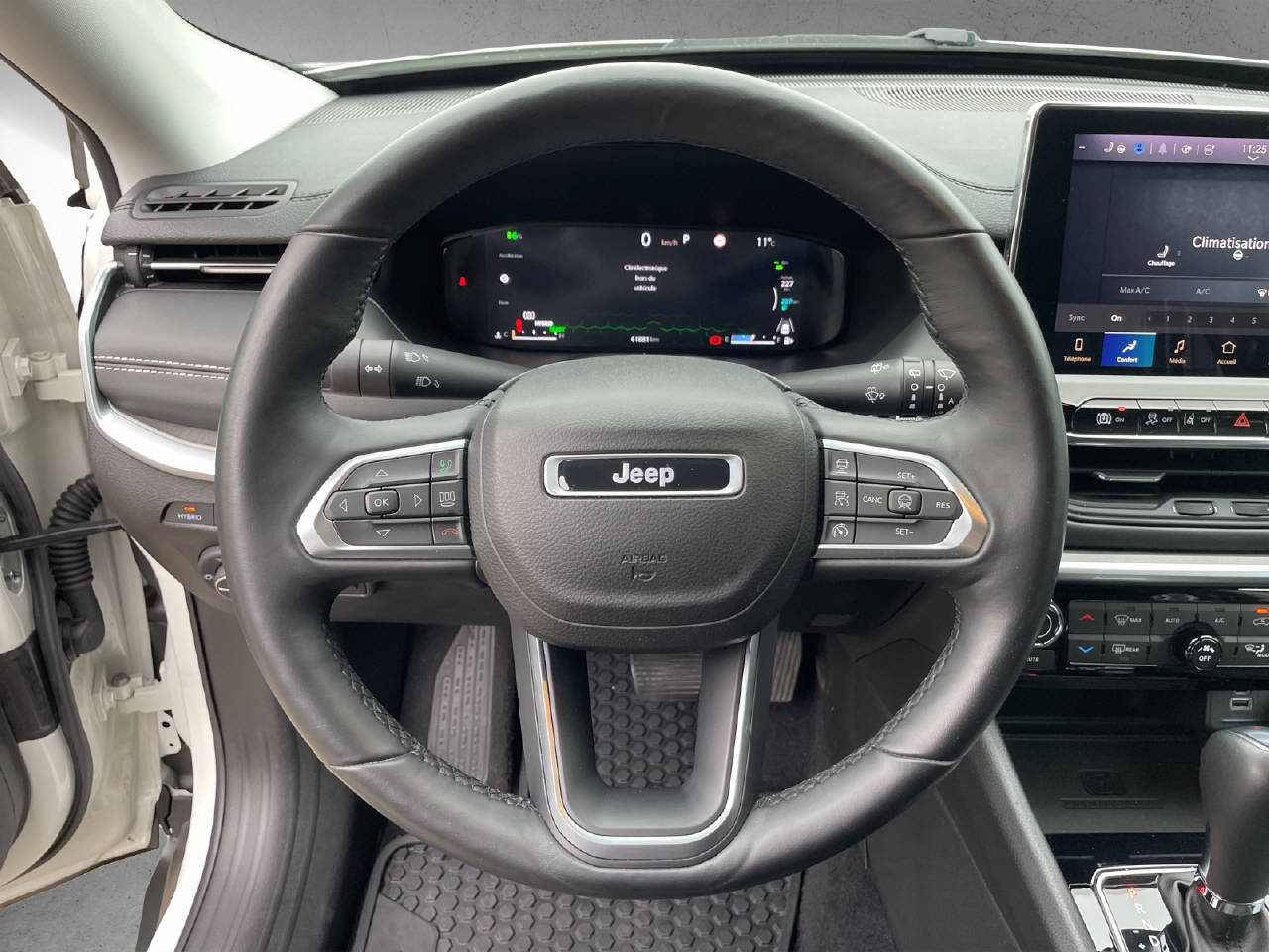 JEEP Compass 1.3 Swiss Limited 4xe, Plug-in-Hybrid Benzin/Elektro, Occasion / Gebraucht, Automatik - 7