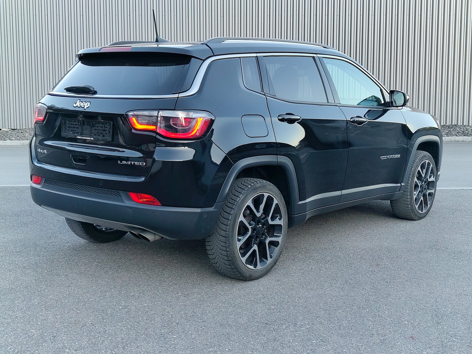 JEEP Compass 1.4 Turbo Limited AWD 9ATX, Benzin, Occasion / Gebraucht, Automatik - 4