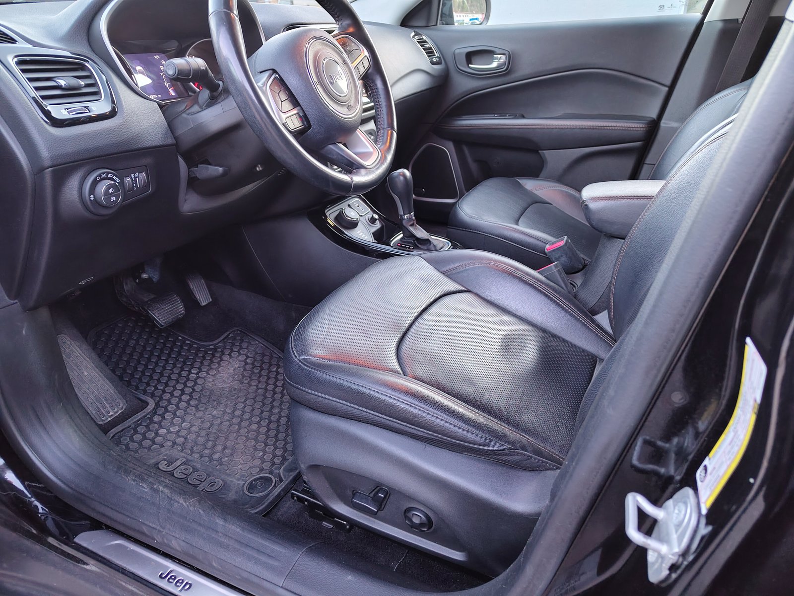 JEEP Compass 1.4 Turbo Limited AWD 9ATX, Benzin, Occasion / Gebraucht, Automatik - 6