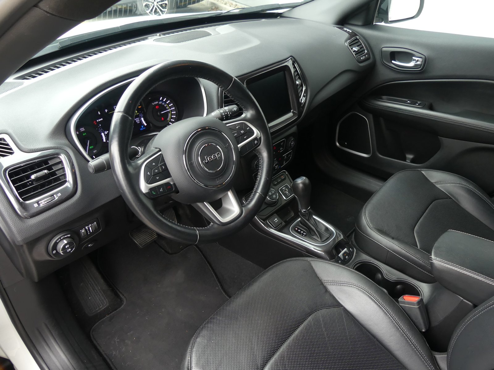 JEEP Compass 1.3 PHEV S AWD, Plug-in-Hybrid Benzin/Elektro, Occasion / Gebraucht, Automatik - 6