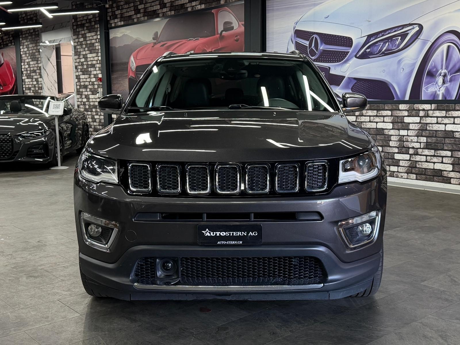 JEEP Compass 2.0CRD Opening Edition AWD 9ATX, Diesel, Occasion / Utilisé, Automatique - 2