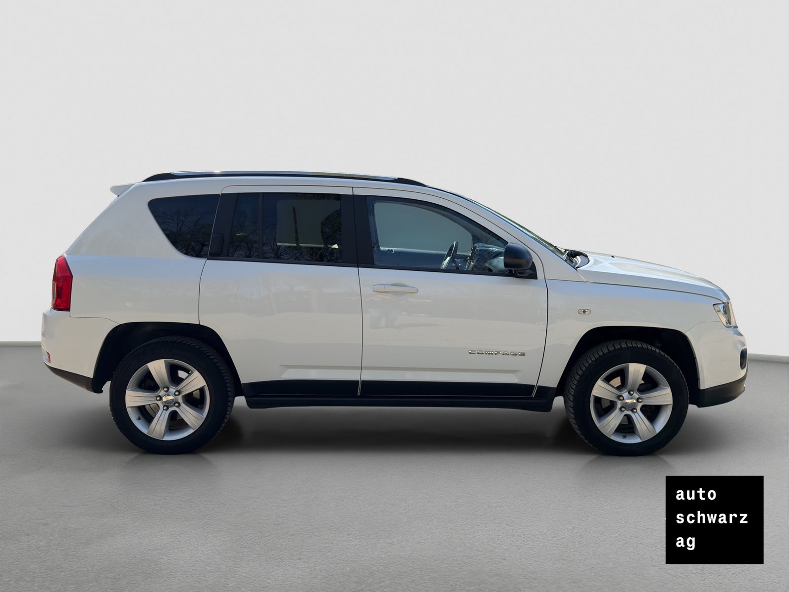 JEEP Compass 2.4 Limited Automatic, Essence, Occasion / Utilisé, Automatique - 4