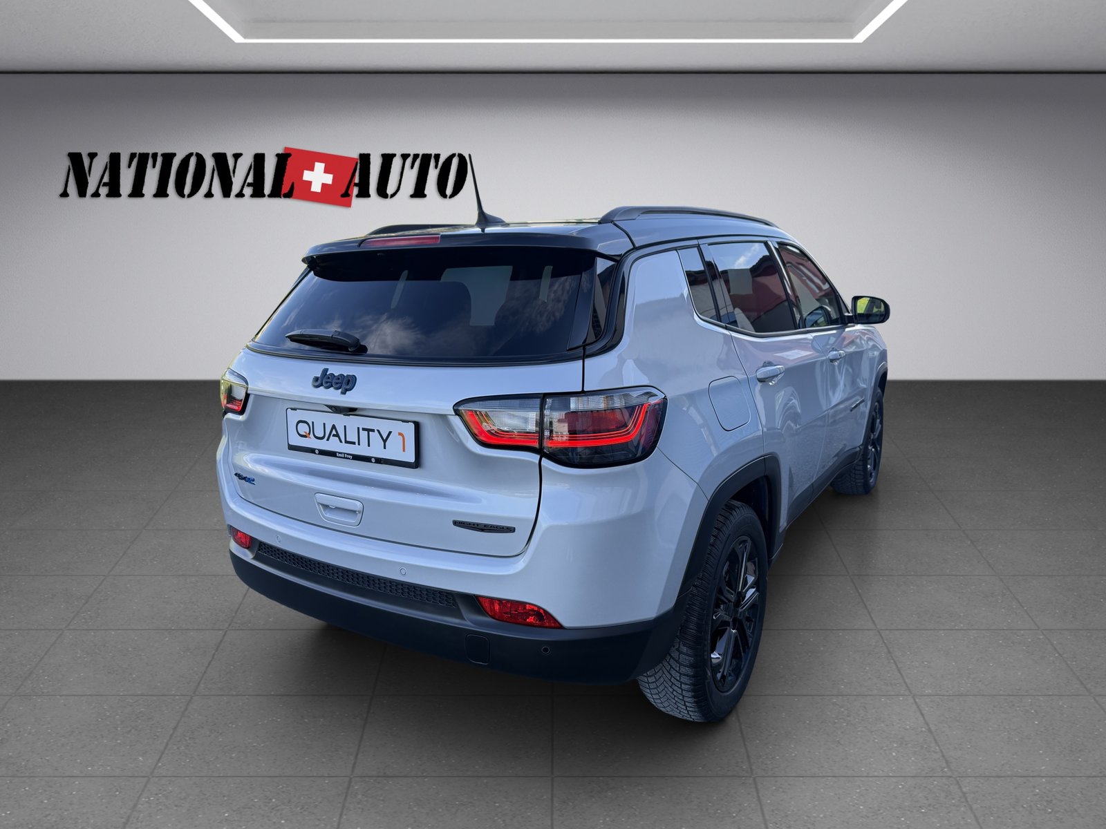 JEEP Compass 1.3 T PHEV Night Eagle AWD, Hybride Rechargeable Essence/Électricité, Occasion / Utilisé, Automatique - 5