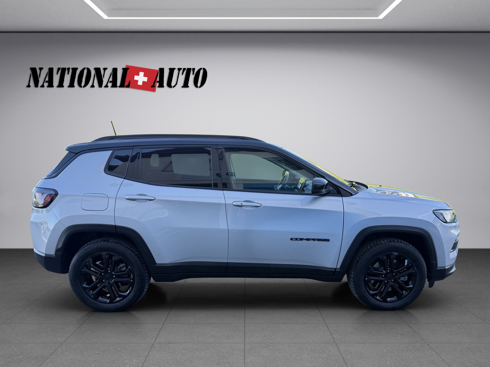 JEEP Compass 1.3 T PHEV Night Eagle AWD, Hybride Rechargeable Essence/Électricité, Occasion / Utilisé, Automatique - 6