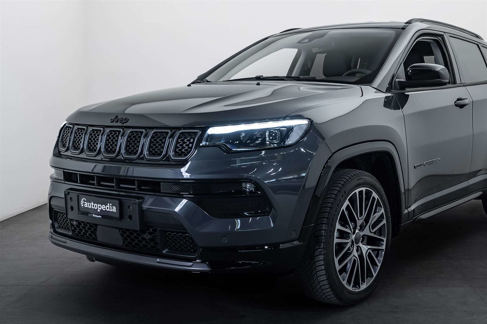 JEEP Compass 1.5 T SUMMIT T4 E-Hybrid FWD, Mild-Hybrid Petrol/Electric, Second hand / Used, Automatic - 2