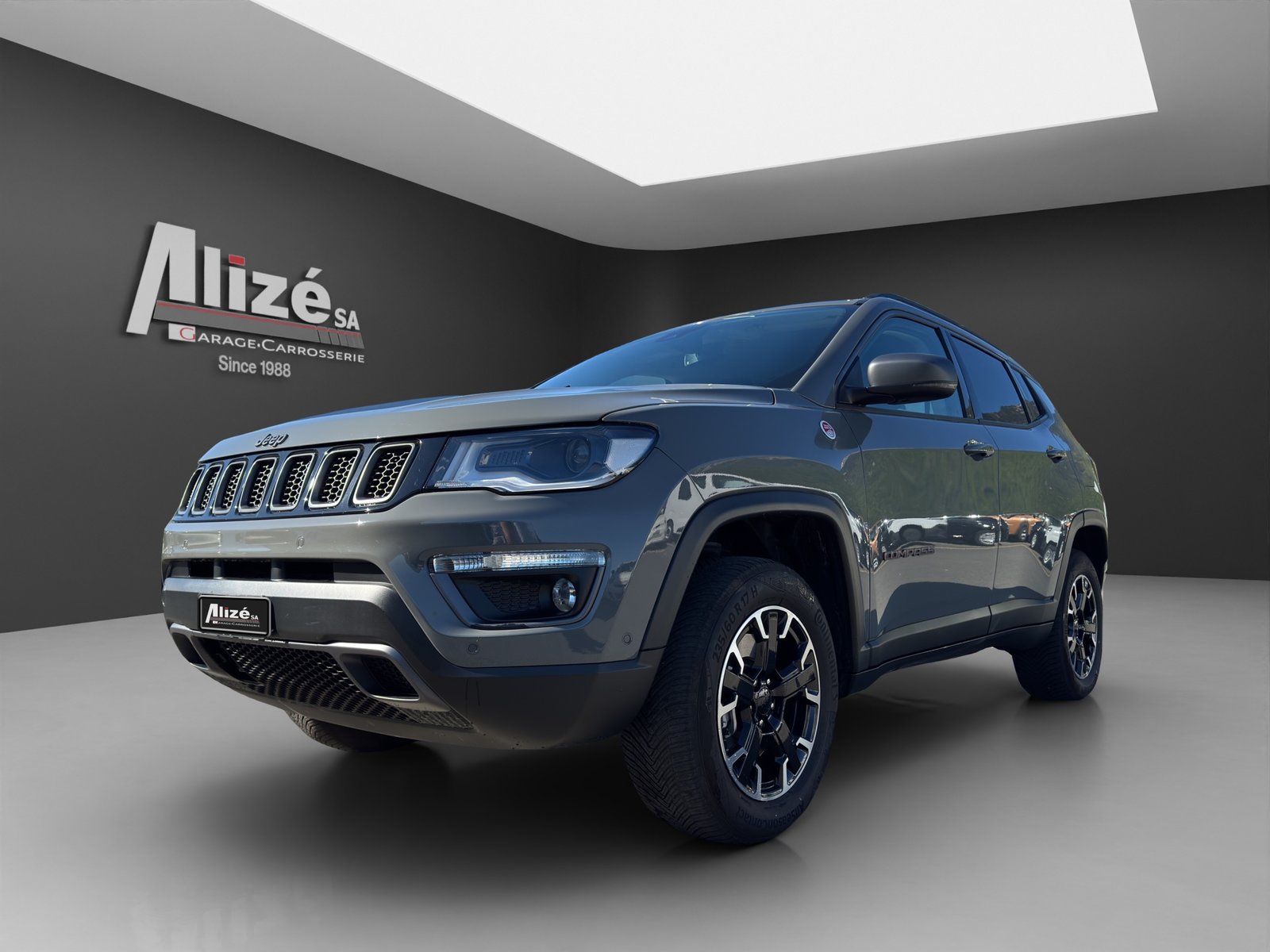 JEEP Compass 1.3 T PHEV Trailhawk AWD, Plug-in-Hybrid Benzin/Elektro, Occasion / Gebraucht, Automatik - 3
