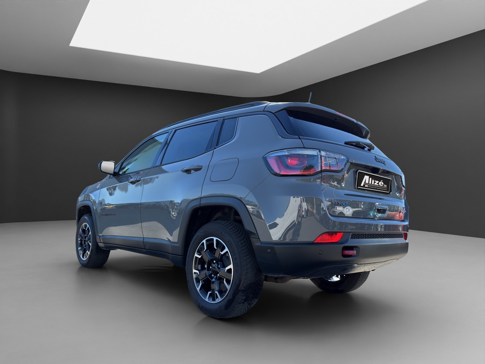 JEEP Compass 1.3 T PHEV Trailhawk AWD, Plug-in-Hybrid Benzin/Elektro, Occasion / Gebraucht, Automatik - 5