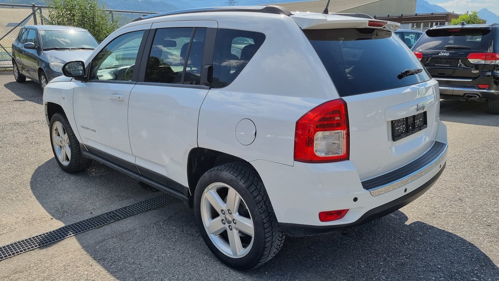 JEEP Compass 2.4 Limited CVT, Essence, Occasion / Utilisé, Automatique - 4