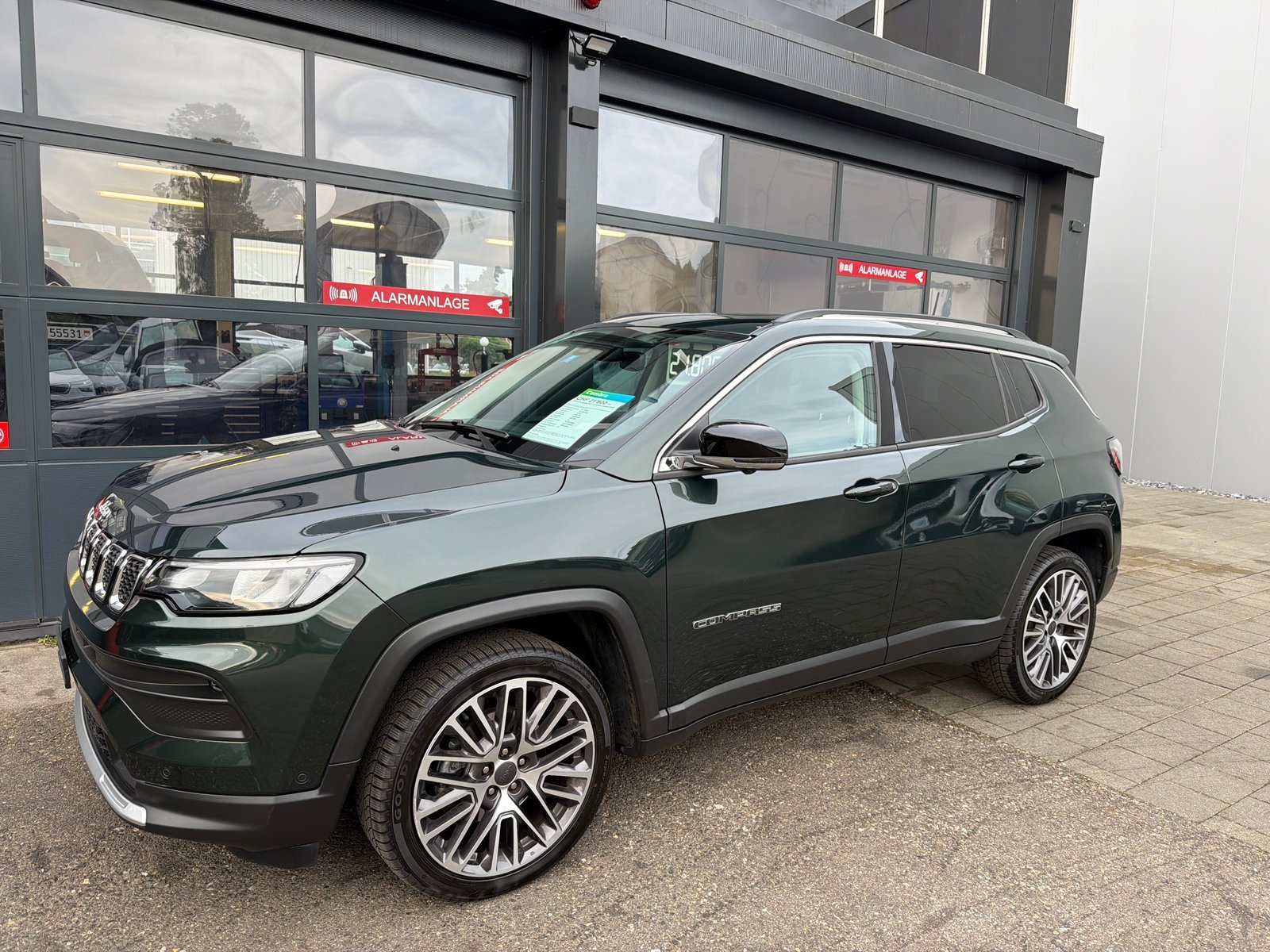 JEEP Compass 4x2 1.3 Turbo Limited DKG, Essence, Occasion / Utilisé, Automatique - 2