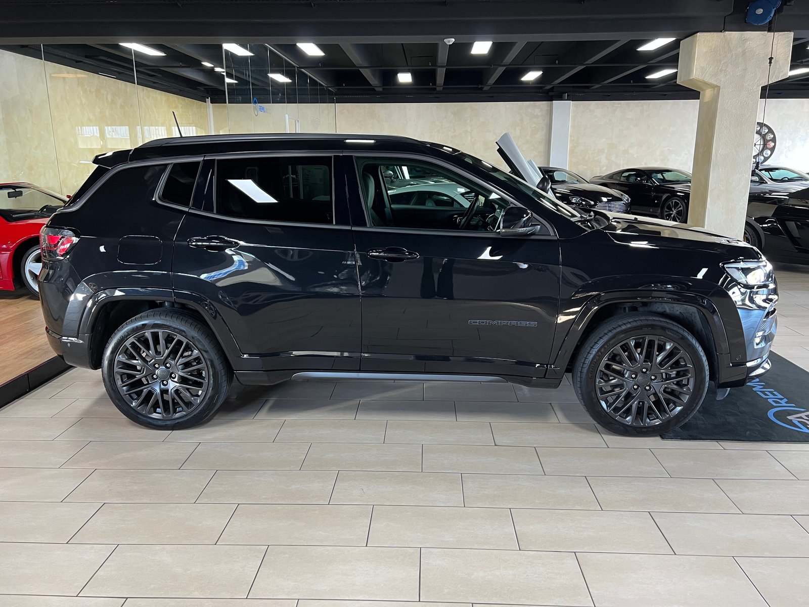 JEEP Compass 1.3 T PHEV S AWD, Hybride Rechargeable Essence/Électricité, Occasion / Utilisé, Automatique - 5
