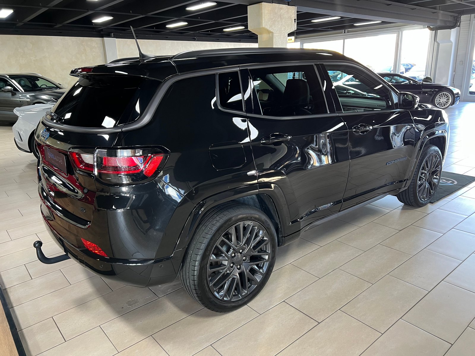 JEEP Compass 1.3 T PHEV S AWD, Hybride Rechargeable Essence/Électricité, Occasion / Utilisé, Automatique - 6