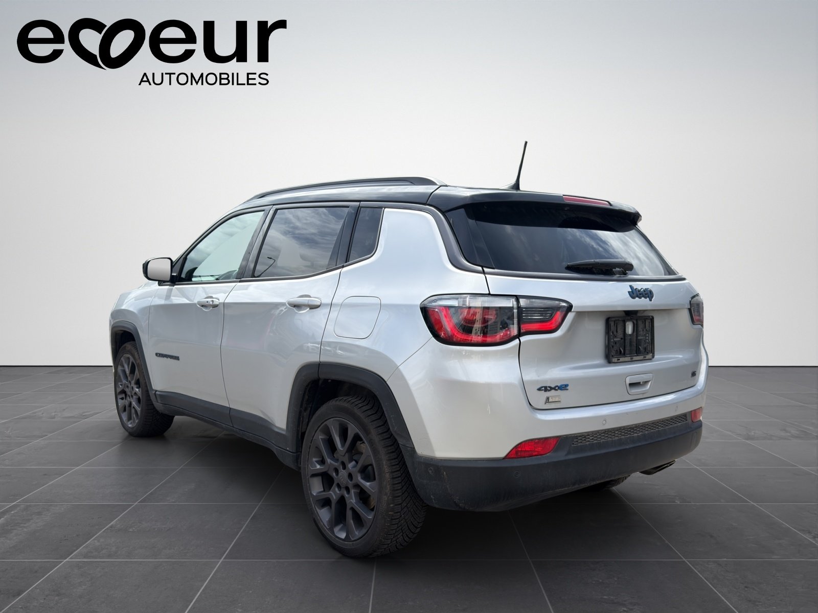 JEEP Compass 1.3 T PHEV S AWD, Plug-in-Hybrid Benzin/Elektro, Occasion / Gebraucht, Automatik - 3
