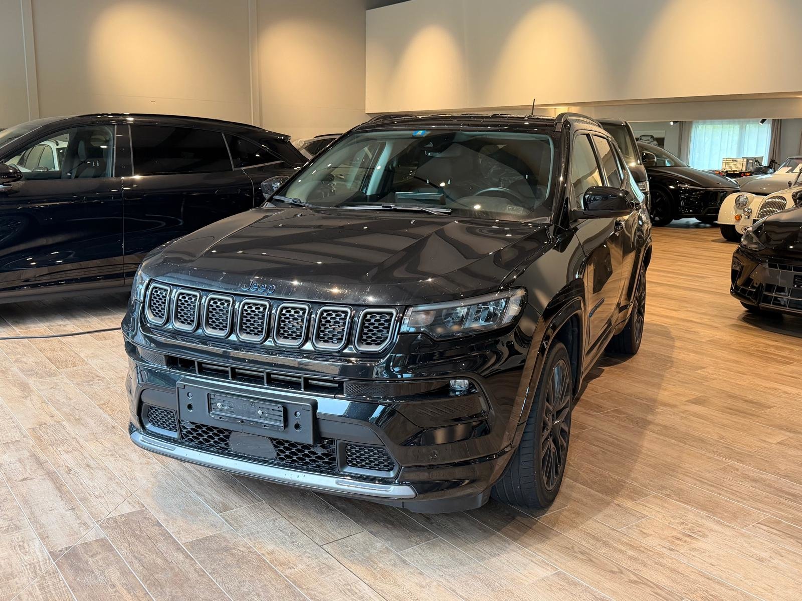 JEEP Compass 1.3 T PHEV Night Eagle AWD, Plug-in-Hybrid Petrol/Electric, Second hand / Used, Automatic - 2