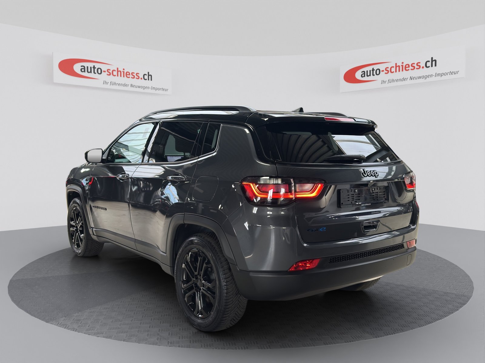 JEEP Compass 1.3 T PHEV Limited AWD Bi-Color, Hybride Rechargeable Essence/Électricité, Occasion / Utilisé, Automatique - 3