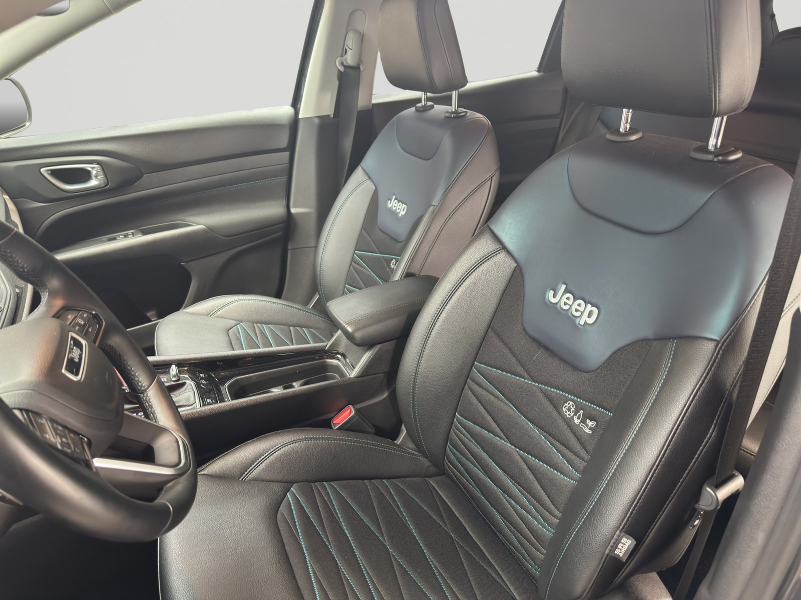 JEEP Compass 1.3 T PHEV Limited AWD Bi-Color, Hybride Rechargeable Essence/Électricité, Occasion / Utilisé, Automatique - 6