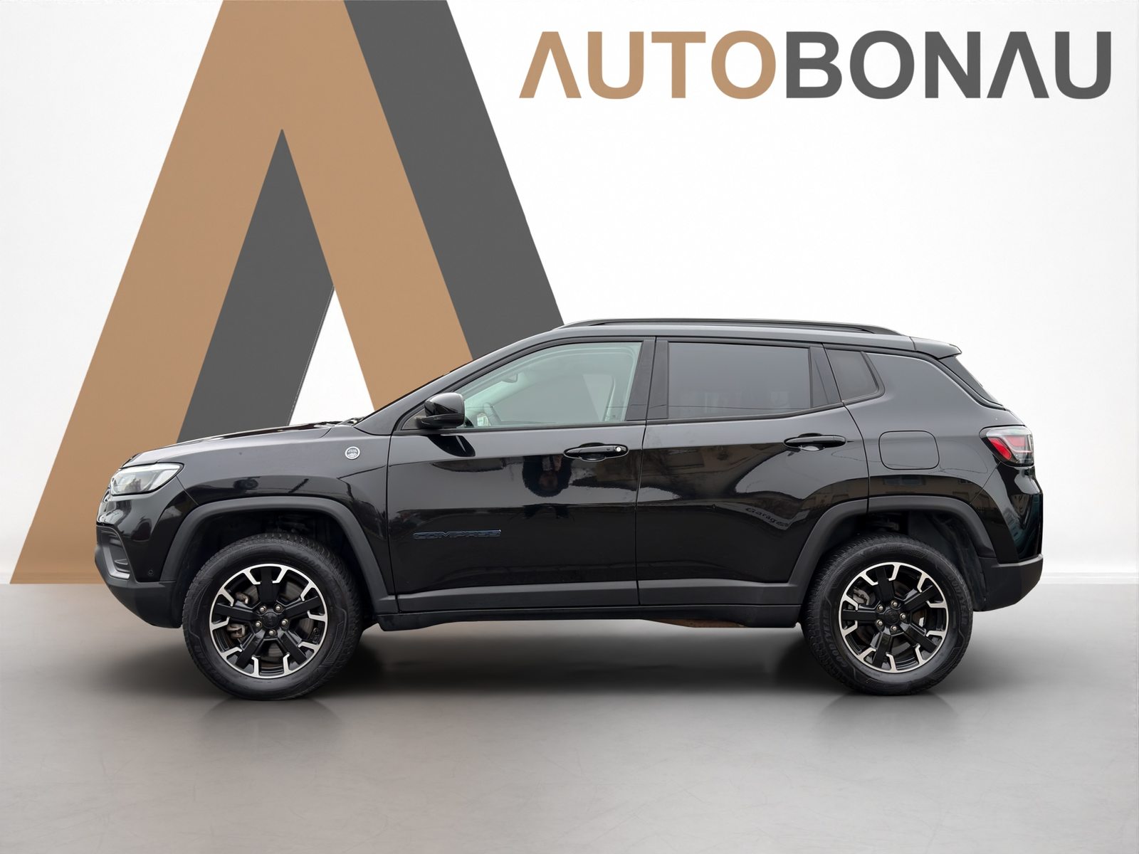 JEEP Compass 1.3 Trailhawk 4xe, Plug-in-Hybrid Petrol/Electric, Second hand / Used, Automatic - 2