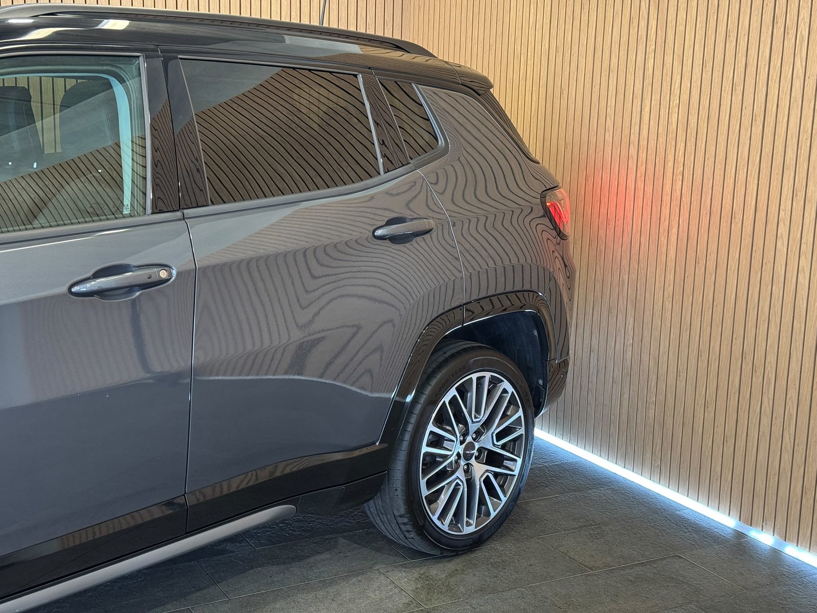 JEEP Compass 4x2 1.5 T MHEV Swiss Limited, Mild-Hybrid Petrol/Electric, Second hand / Used, Automatic - 4