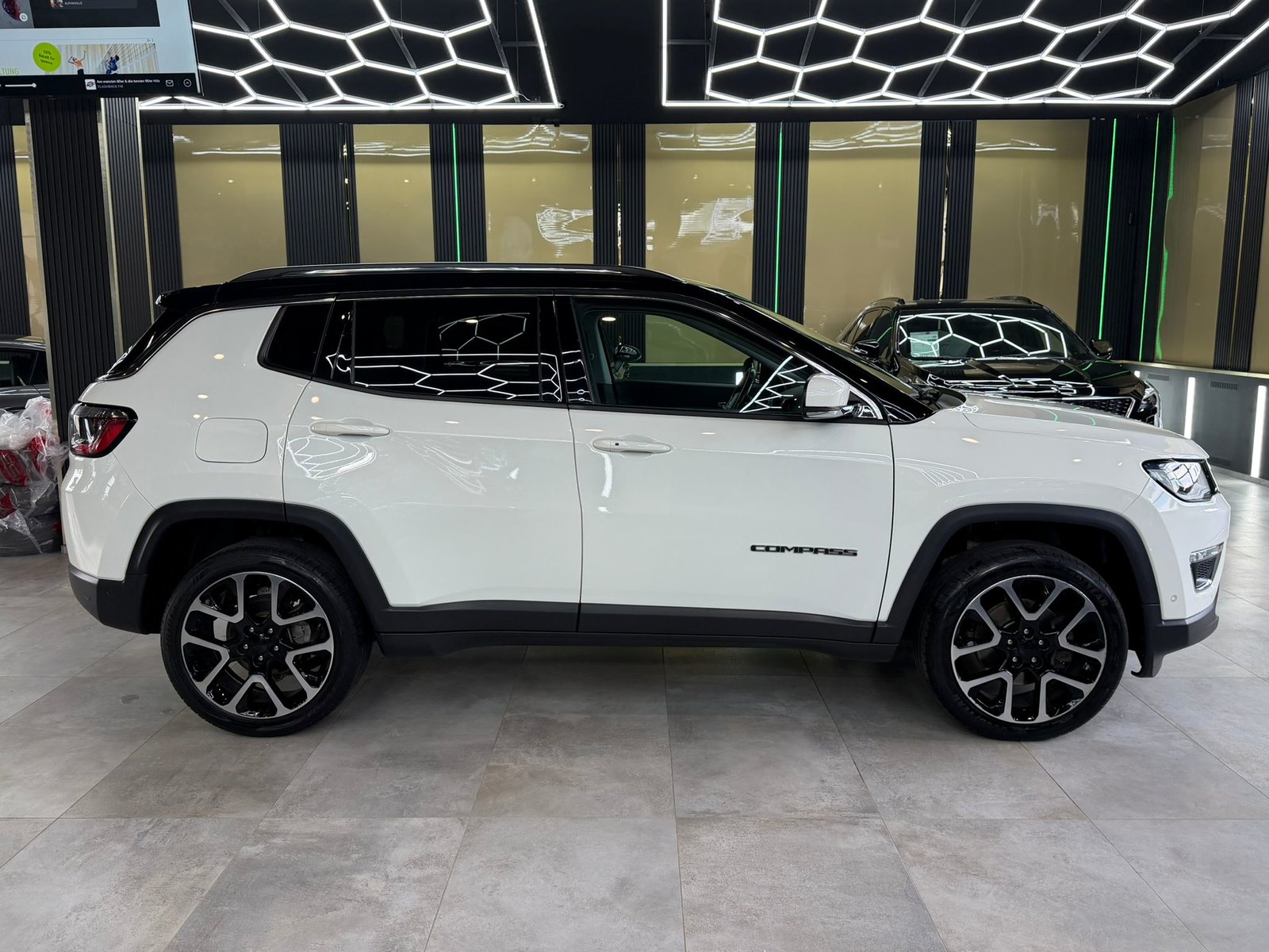 JEEP Compass 1.4 Turbo Limited AWD 9ATX, Essence, Occasion / Utilisé, Automatique - 4