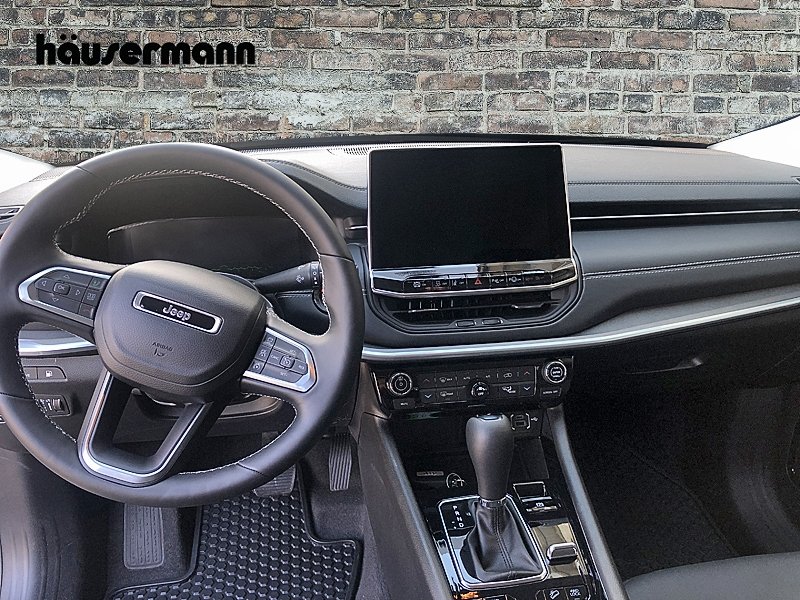 JEEP Compass 1.3 Limited 4xe, Plug-in-Hybrid Petrol/Electric, Second hand / Used, Automatic - 6
