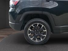 JEEP Compass 1.3 T PHEV Trailhawk AWD, Plug-in-Hybrid Benzin/Elektro, Occasion / Gebraucht, Automatik - 7