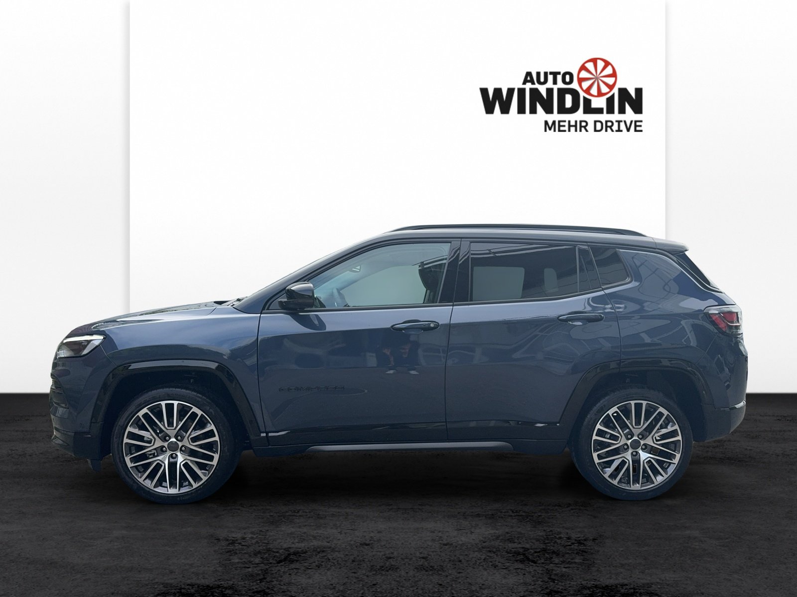 JEEP Compass 1.5 Turbo Summit, Hybride Léger Essence/Électricité, Voiture de démonstration, Automatique - 3