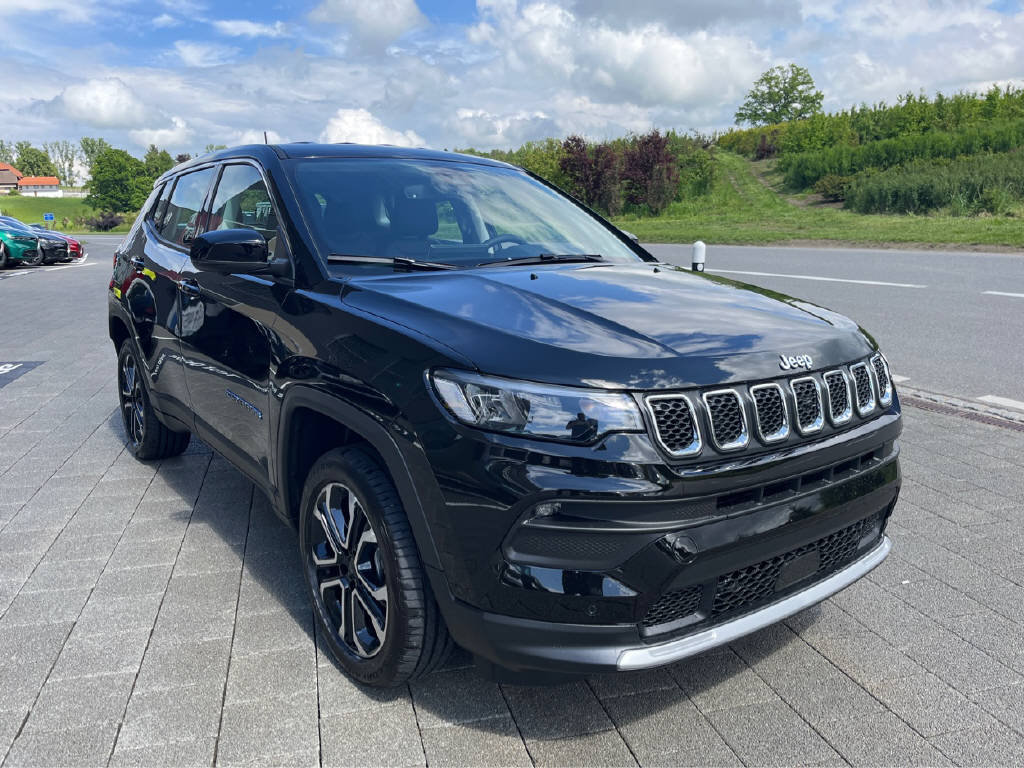 JEEP Compass 1.3 Swiss Altitude 4xe, Hybride Rechargeable Essence/Électricité, Voiture de démonstration, Automatique - 4